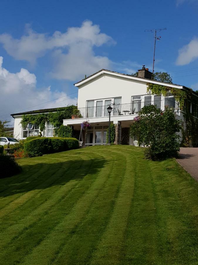 Clones 'Greenjoy - B&B Corconnelly Exterior foto